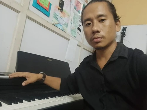 Awang Zangmei – Swar Kala Sangam faculty